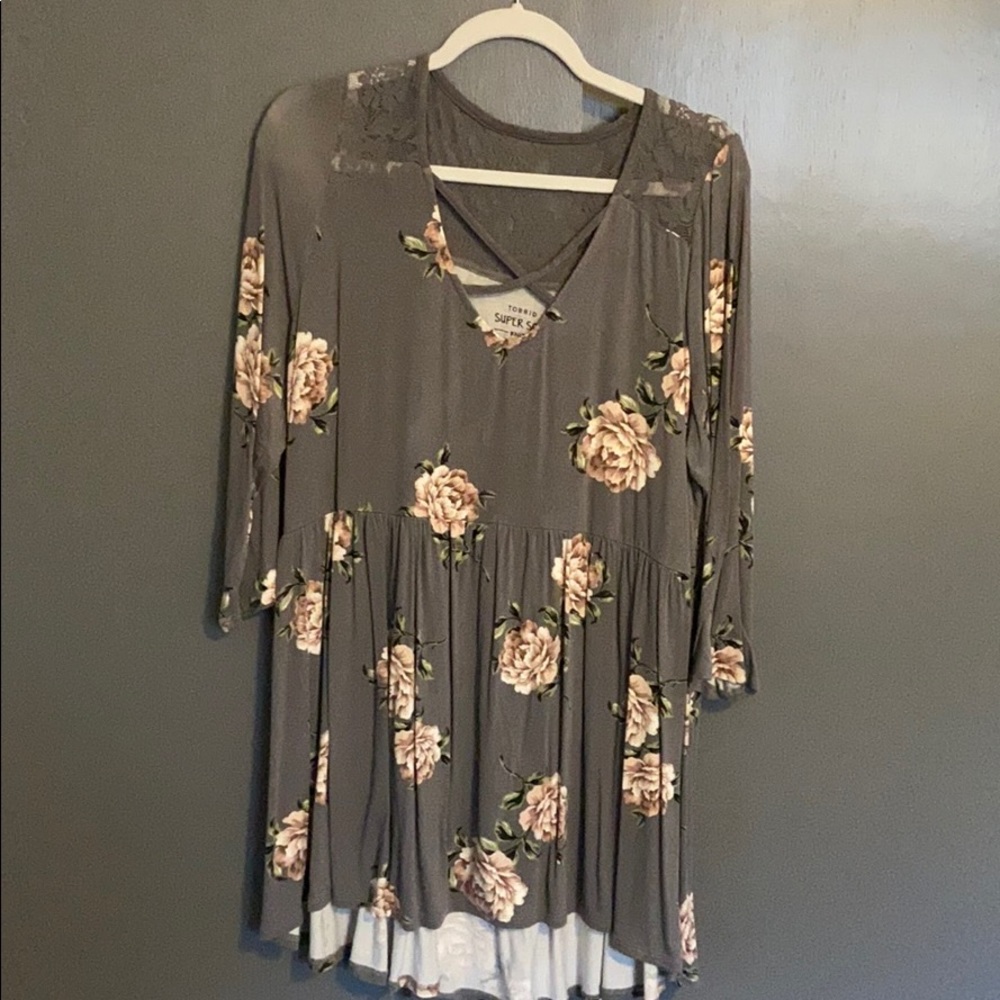 Floral Torrid top